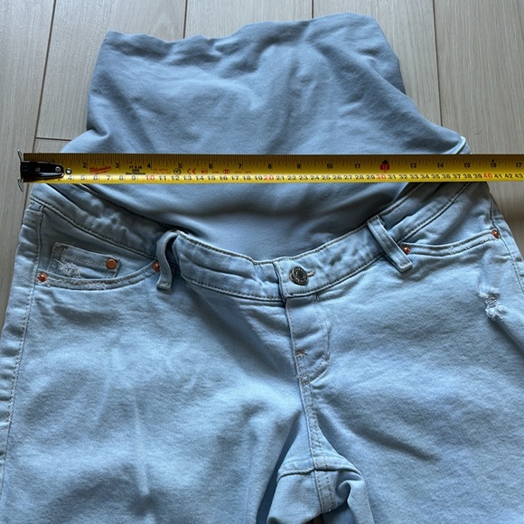 Maternity Jeans - Picture 6 of 8